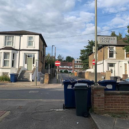 Amazing En-Suite Apartment In Finchley Central لندن المظهر الخارجي الصورة
