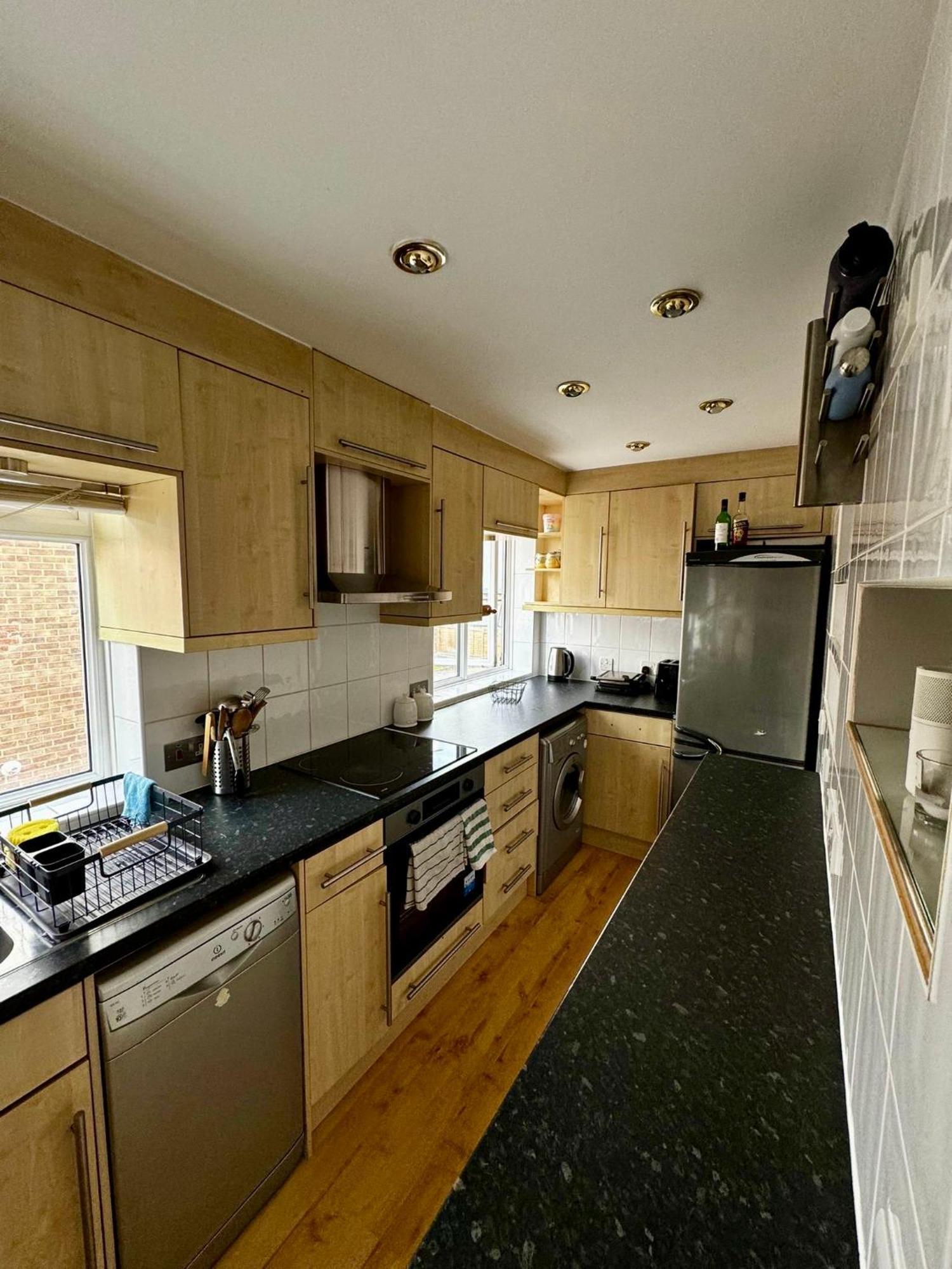 Amazing En-Suite Apartment In Finchley Central لندن المظهر الخارجي الصورة
